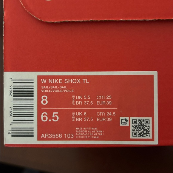 Nike Women’s Shox TL Triple Sail Size 8 - Picture 10 of 11